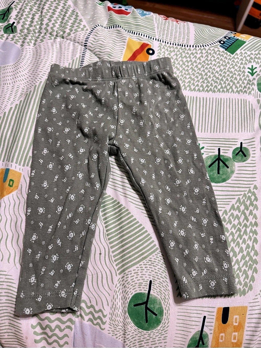 Floral Kids Leggings in Gray
